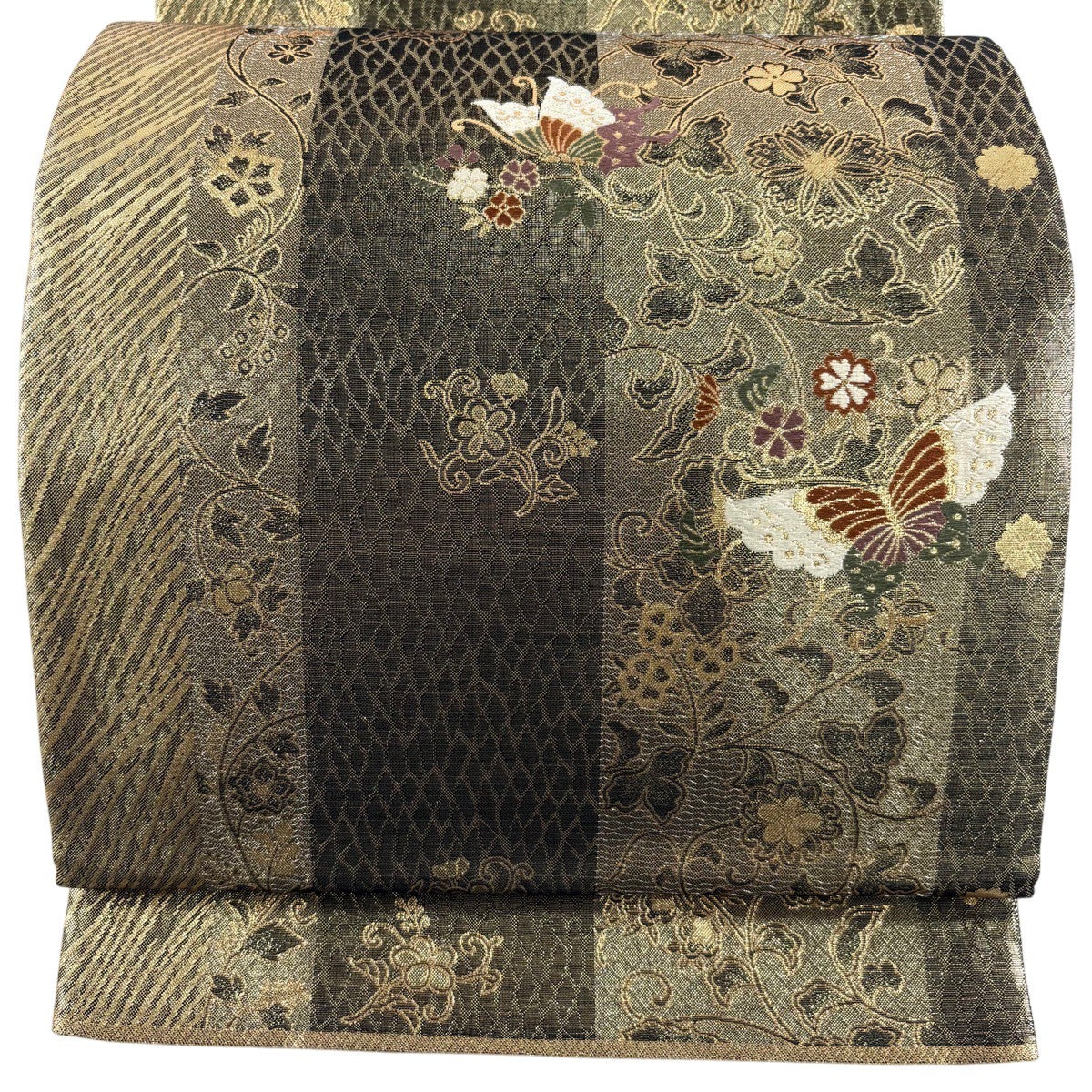 袋帯 秀品 花唐草 蝶 箔 唐織 金色 六通 正絹｜中古・古着・リサイクル