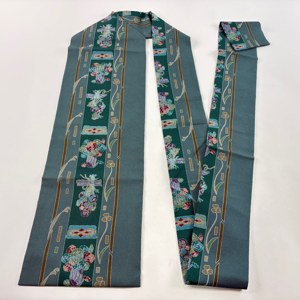 名古屋帯 秀品 生り物 縮緬 灰緑 正絹｜中古・古着・リサイクル着物