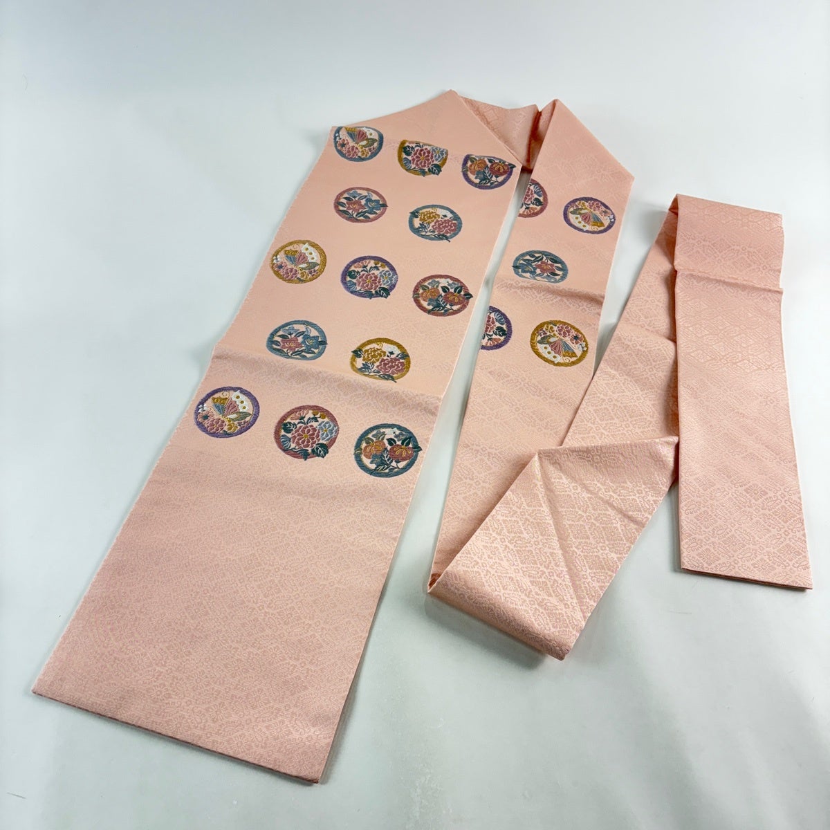 名古屋帯 秀品 菊 蝶 唐織 金糸 ピンクベージュ 正絹｜中古・古着