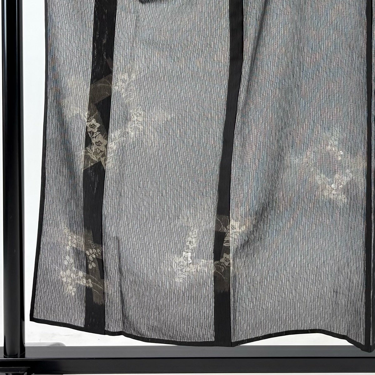 美品】 付下げ 身丈156.5cm 裄丈64cm M 薄物 縦絽 桔梗 萩 銀糸 墨色
