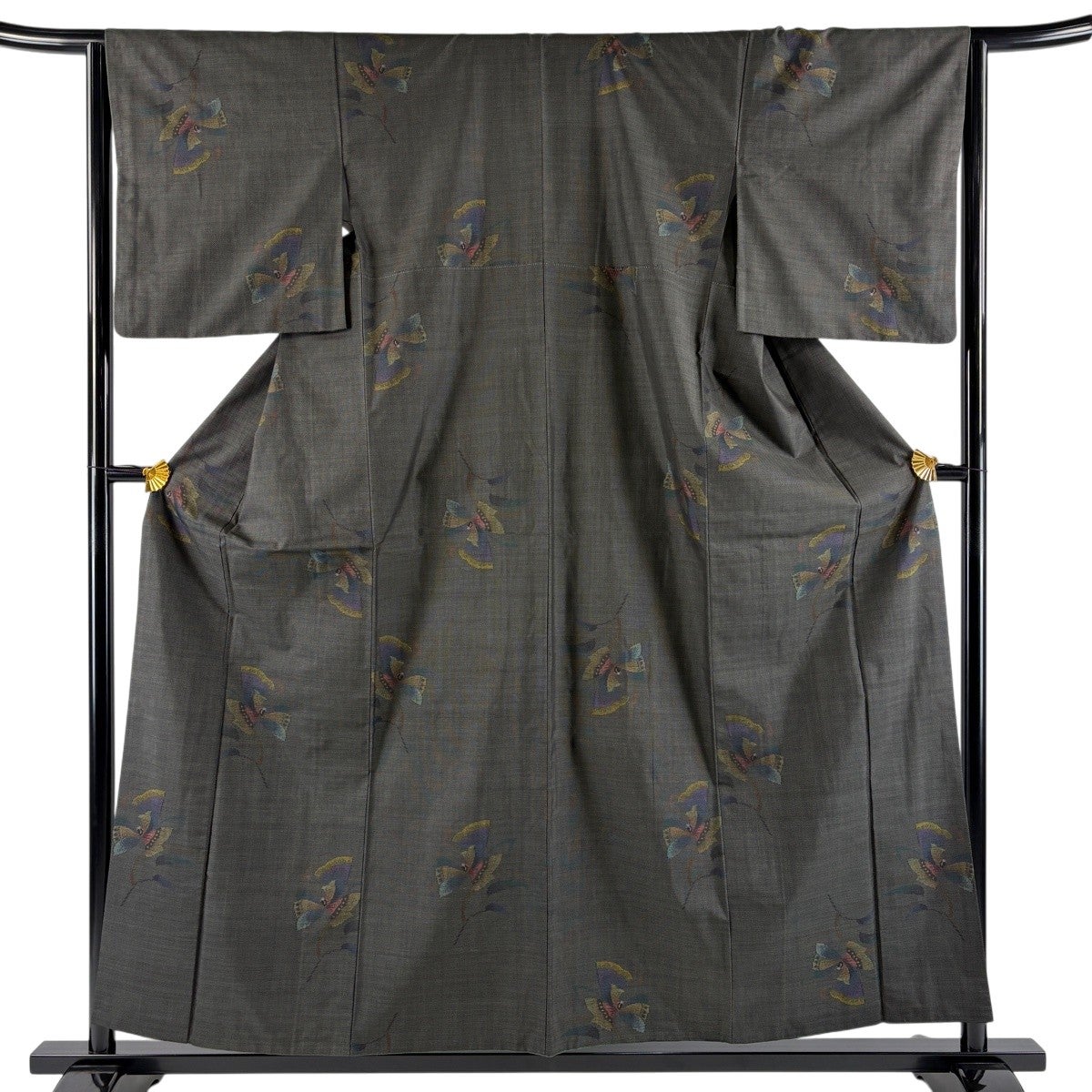 ★専用★美品 大島紬 染大島紬 緑みのこげ茶 鹿 鳥 動物 身丈157cm 美品】 大島紬 身丈157cm 裄丈64.5cm M 袷 純泥染 草花 茶緑色 正絹 秀