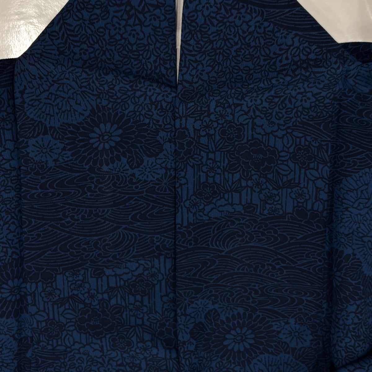 小紋 身丈159.5cm 裄丈64cm M 袷 草花 波 紺色 正絹 秀品｜中古・古着