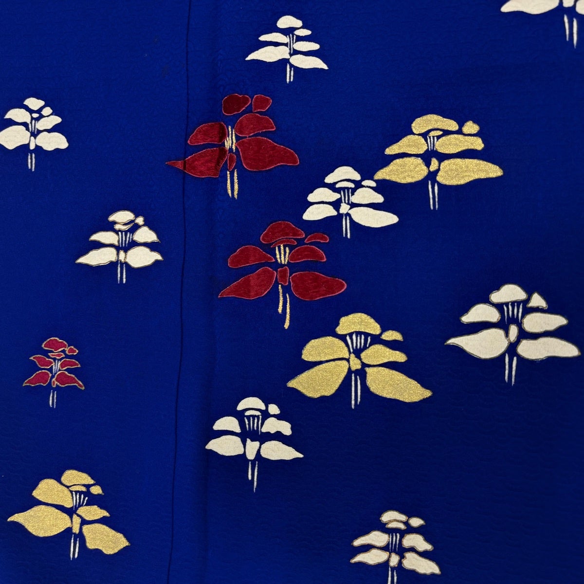 付下げ 身丈155cm 裄丈62.5cm S 袷 花 金彩 刺繍 青 正絹 秀品｜中古