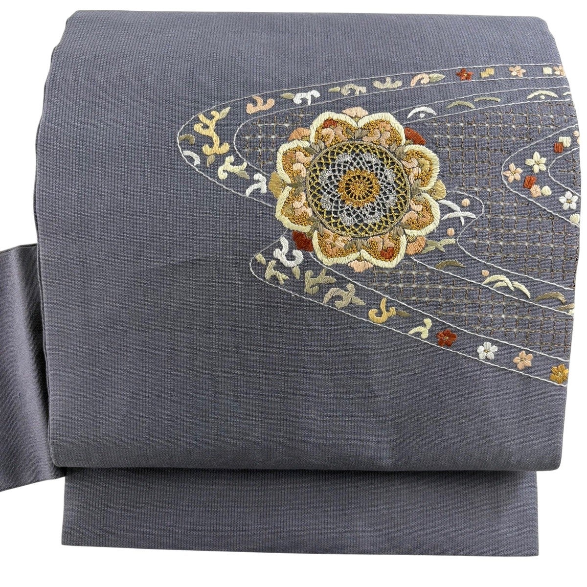 名古屋帯 秀品 華文 流水 刺繍 金銀糸 灰紫 正絹｜中古・古着