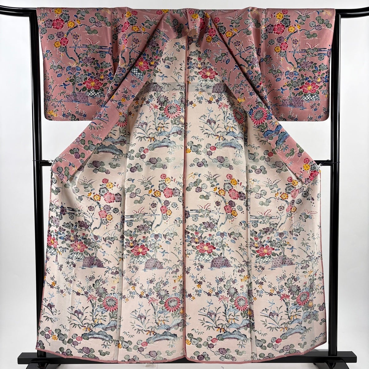 小紋/美品/市松に花/仕立上がり/適応身長150～159㎝/7674 今すぐ☆キモノ】小柄な方に （仕立て上がり・中古） 創作友禅小紋
