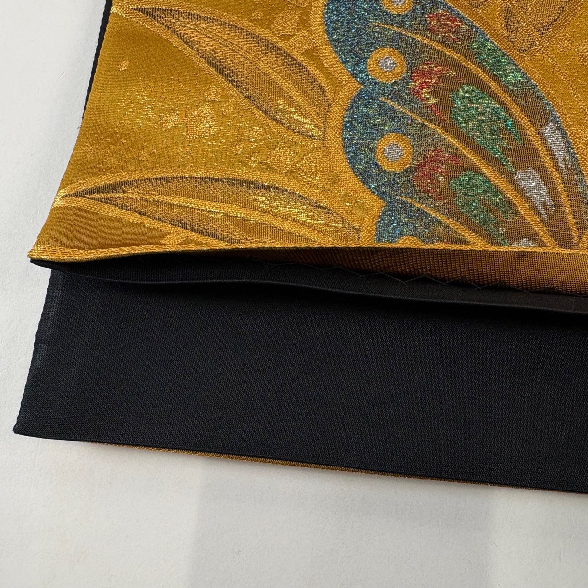 美品】 袋帯 秀品 蝶 桐 金糸 箔 山吹茶色 六通 正絹｜中古・古着