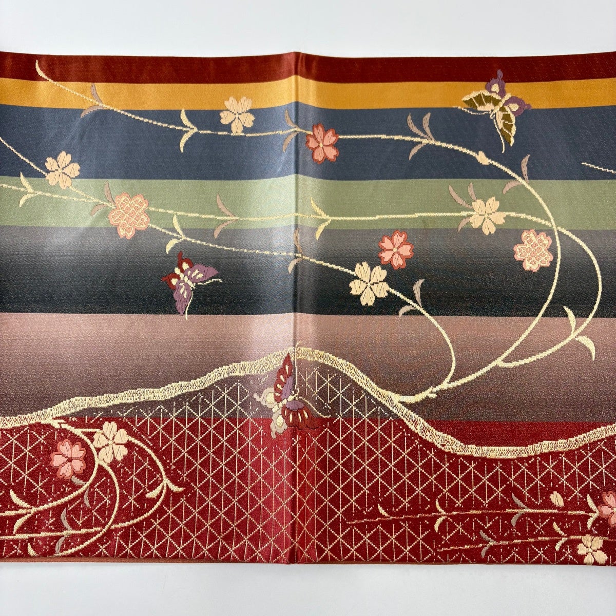 袋帯 秀品 蝶 桜 唐織 金糸 茜色 六通 正絹｜中古・古着・リサイクル