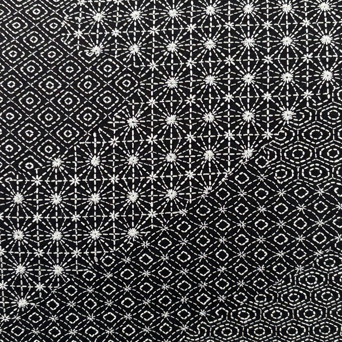 美品】 袋帯 逸品 青海波 七宝 刺し子刺繍 黒 全通 正絹｜中古・古着