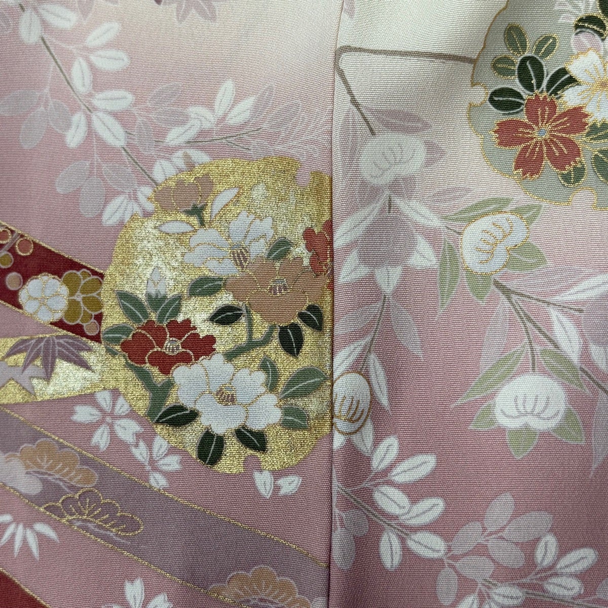 未使用新品 しつけ糸付き白色訪問着 正絹 絹100% 松竹梅文様　写真説明必読 美品】 訪問着 身丈156cm 裄丈63cm S 袷 松竹梅 金糸 金銀彩 薄ピンク