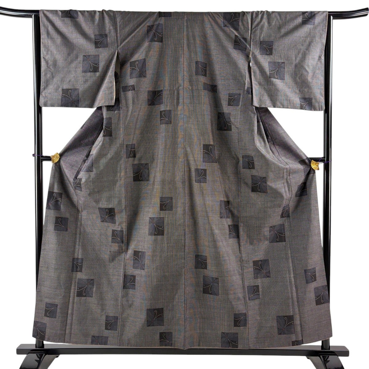 単衣　紬　ベージュ　(蝶々紋) 美品】 紬 身丈156.5cm 裄丈64.5cm M 袷 色紙 蝶 焦茶色 正絹 秀品
