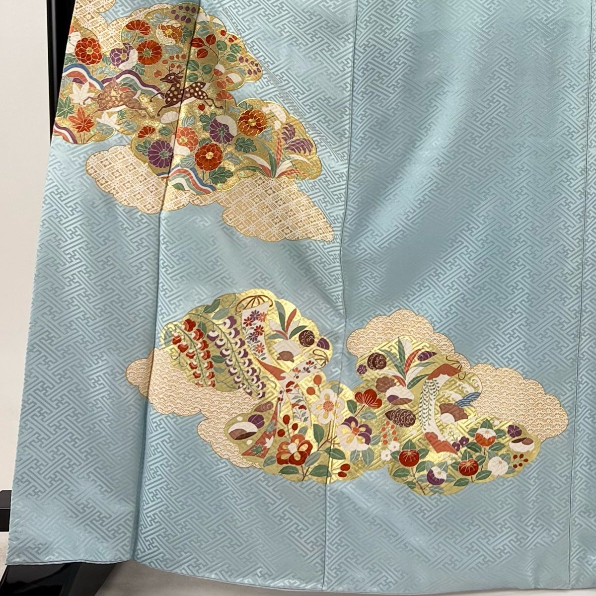 付下げ 身丈167.5cm 裄丈69.5cm L 袷 雲文 菊 金糸 金彩 水色 正絹 秀