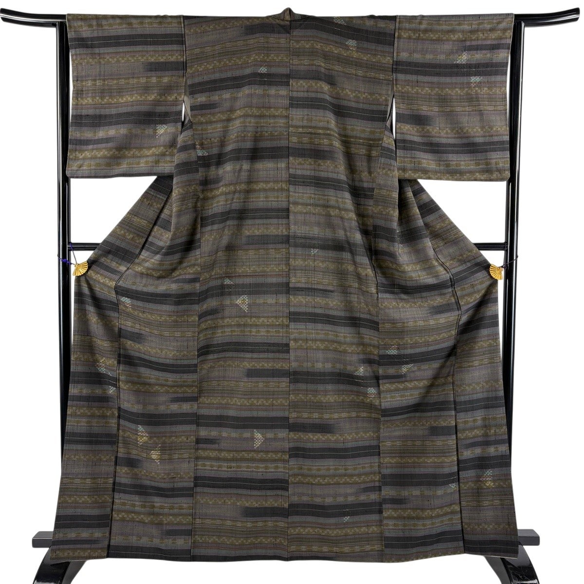 紬 身丈160cm 裄丈64cm M 袷 縞 灰色 正絹 秀品｜中古・古着
