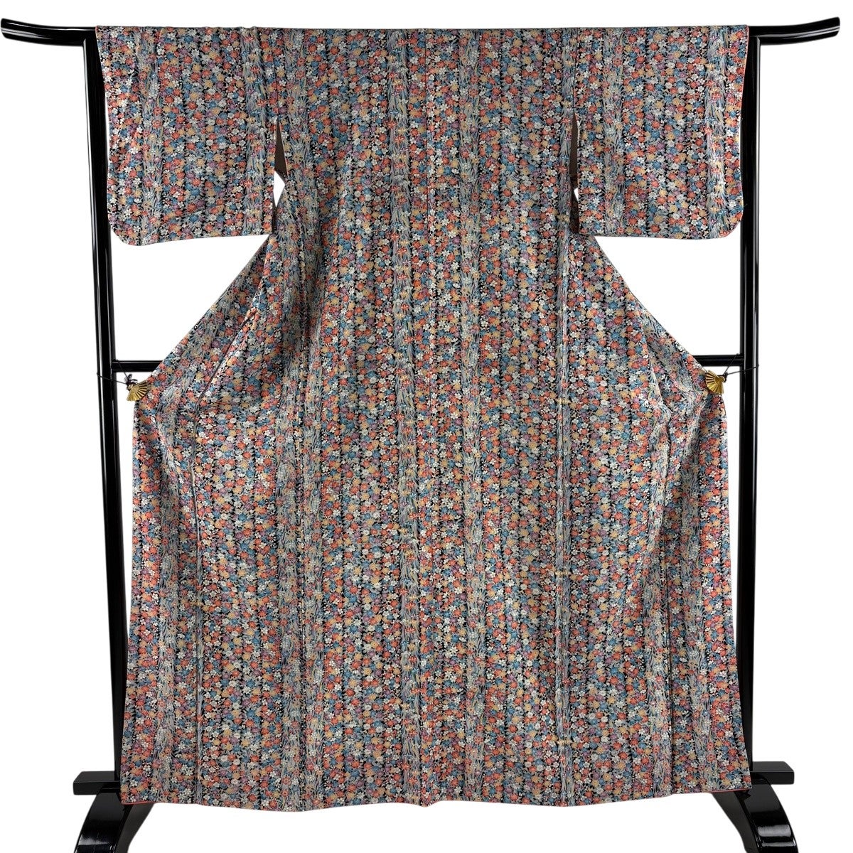 小紋 身丈159.5cm 裄丈69cm L 袷 やまと バチ梅 黒 正絹 秀品｜中古