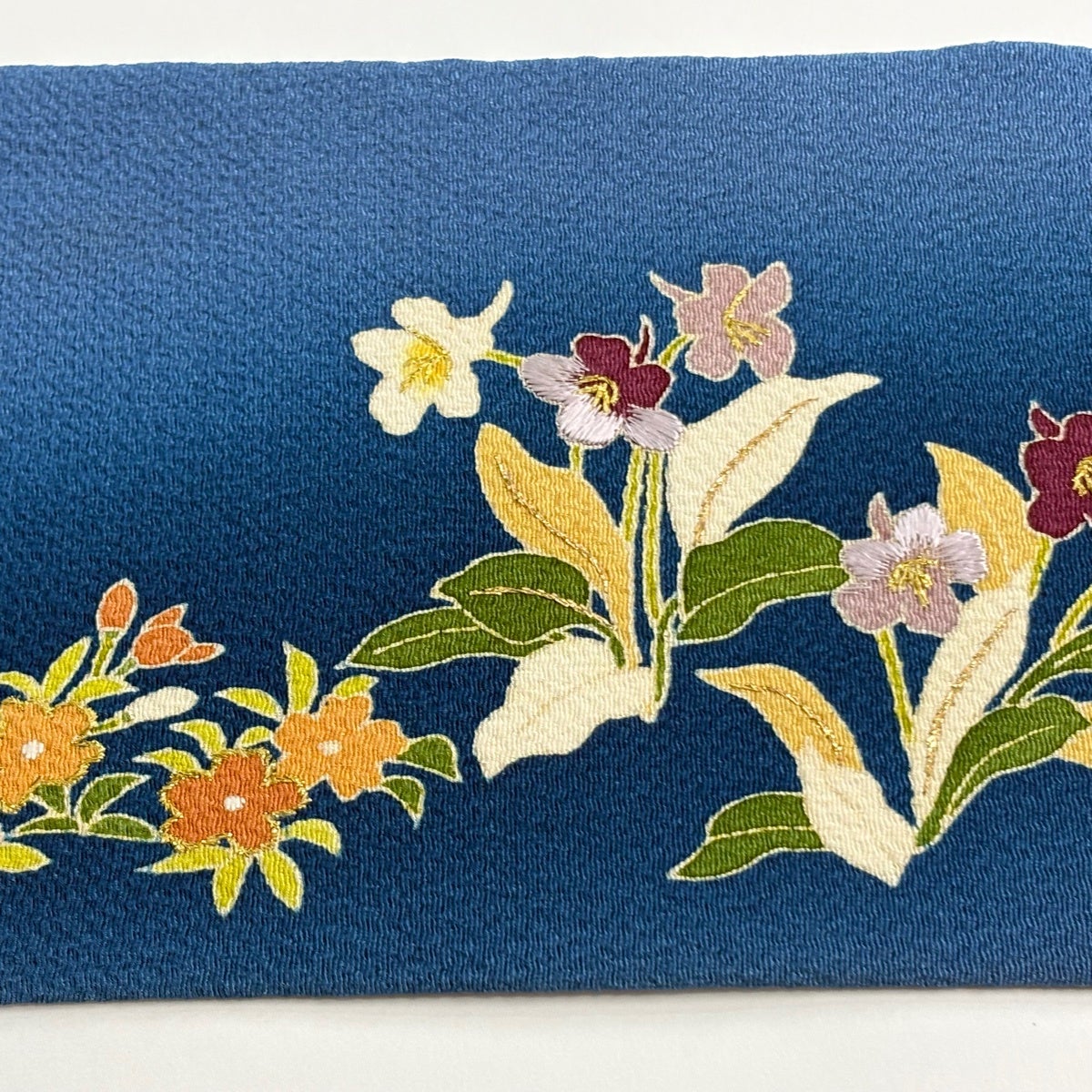 名古屋帯 逸品 大彦 草花 金糸 刺繍 青 正絹｜中古・古着・リサイクル