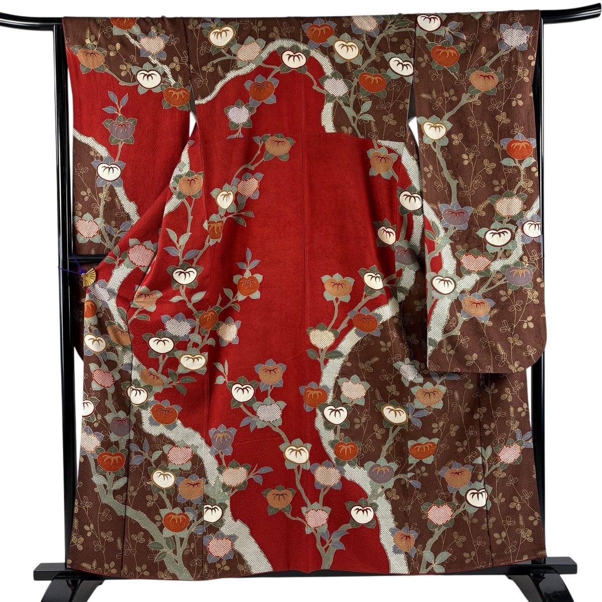 振袖 身丈159cm 裄丈65cm M 袷 山本寛斎 落款あり 桜 地紋 金彩 刺繍