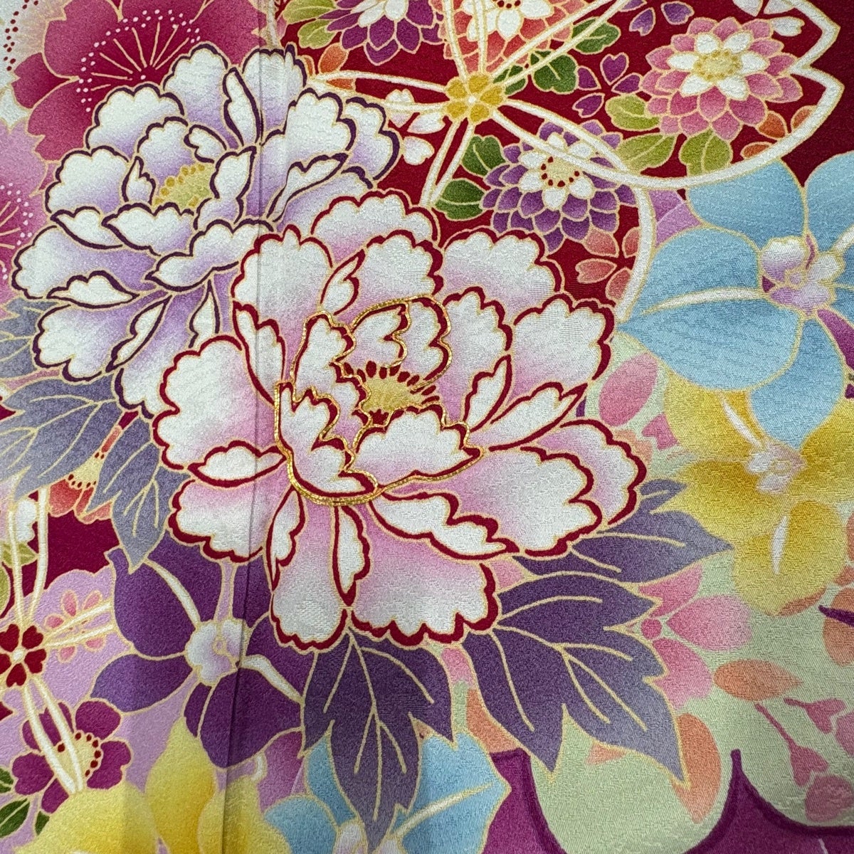 美品】 振袖 身丈157cm 裄丈66.5cm M 袷 牡丹 桜 金糸 ぼかし 赤 正絹
