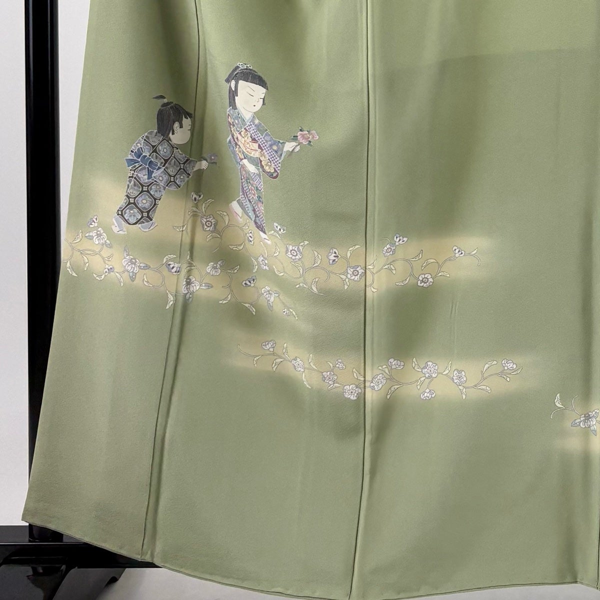 美品】 訪問着 身丈161cm 裄丈65.5cm M 袷 関口遼一 落款あり 童 花
