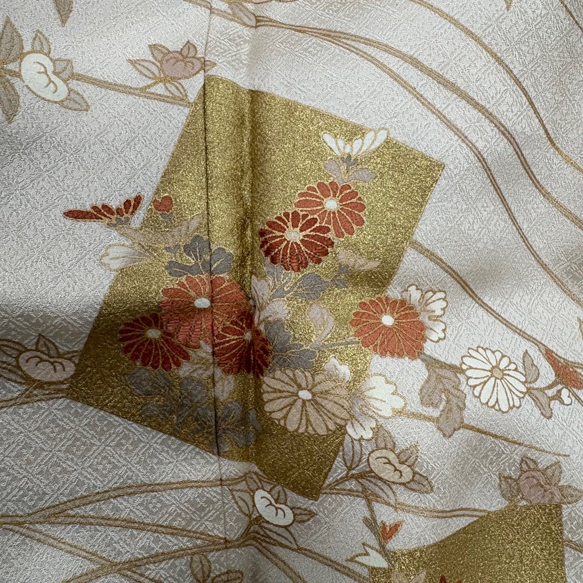 訪問着 身丈164cm 裄丈67cm M 袷 色紙 菊 金彩 刺繍 クリーム 正絹 秀