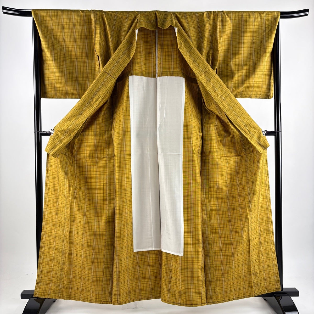 美品】 紬 身丈162cm 裄丈68cm L 単衣 証紙あり 格子 黄土色 正絹 秀品