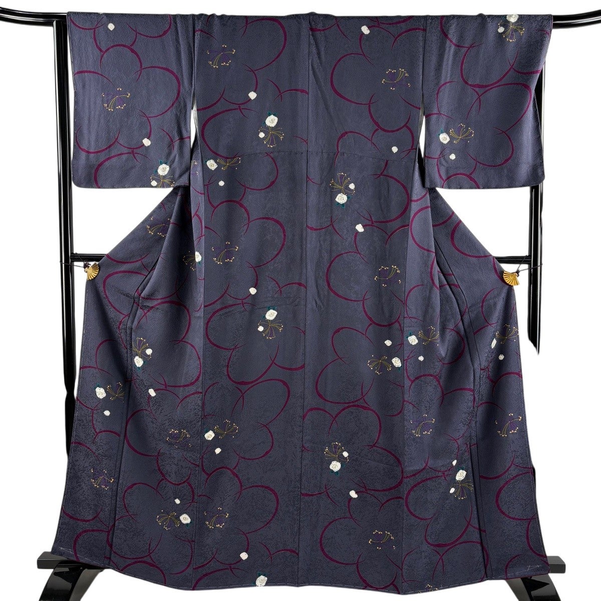 美品】 小紋 身丈163cm 裄丈65cm M 袷 梅 金彩 青紫 正絹 秀品｜中古