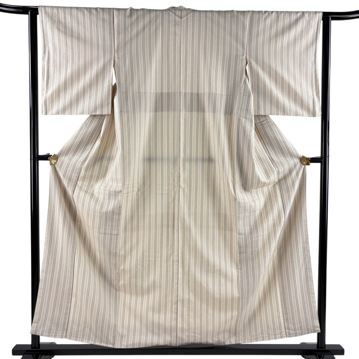 紬 身丈156cm 裄丈63cm S 袷 落款あり 縦縞 ベージュ 正絹 秀品｜中古