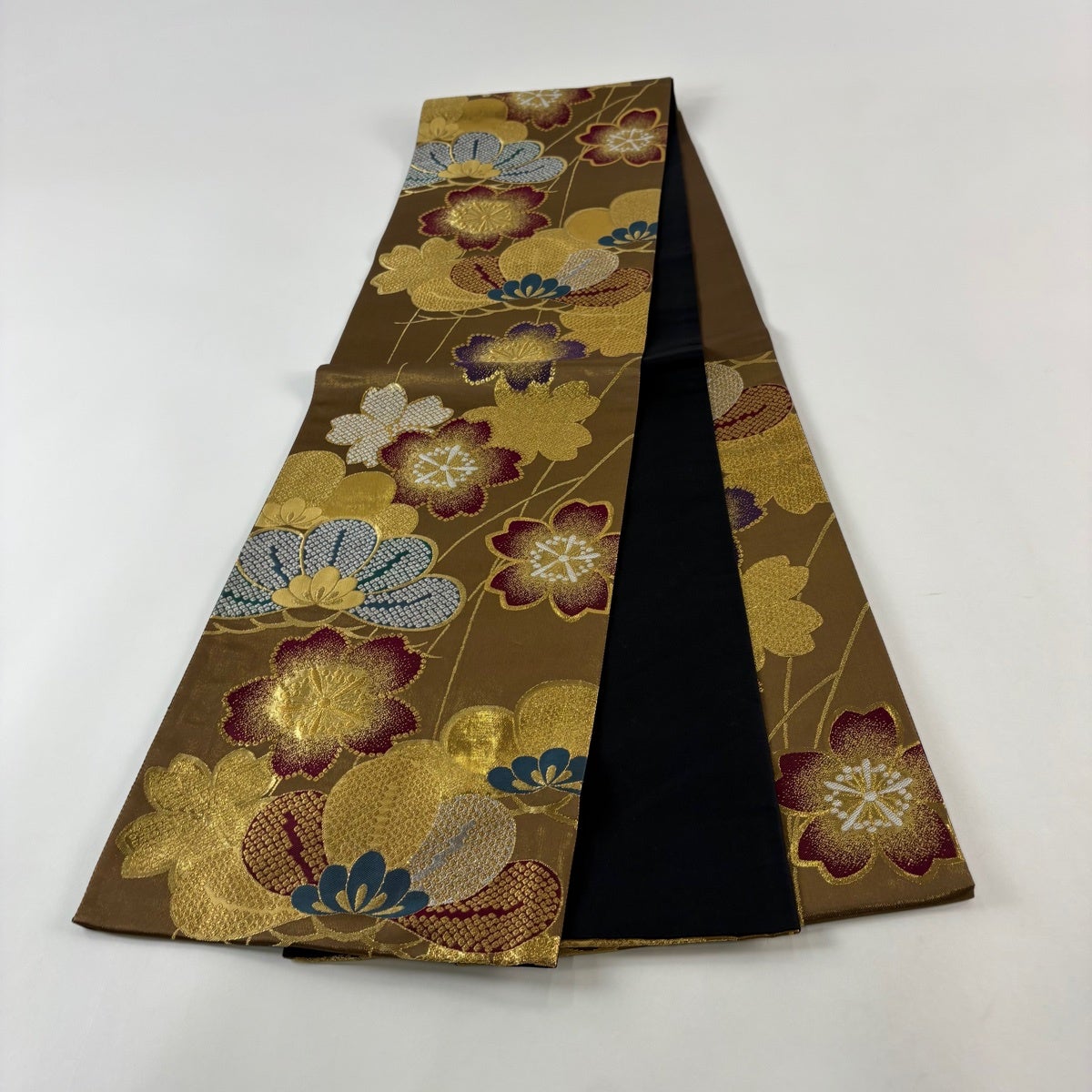 美品】 袋帯 秀品 やまと 振袖向き 笠松 桜 金銀糸 箔 金茶 六通 正絹