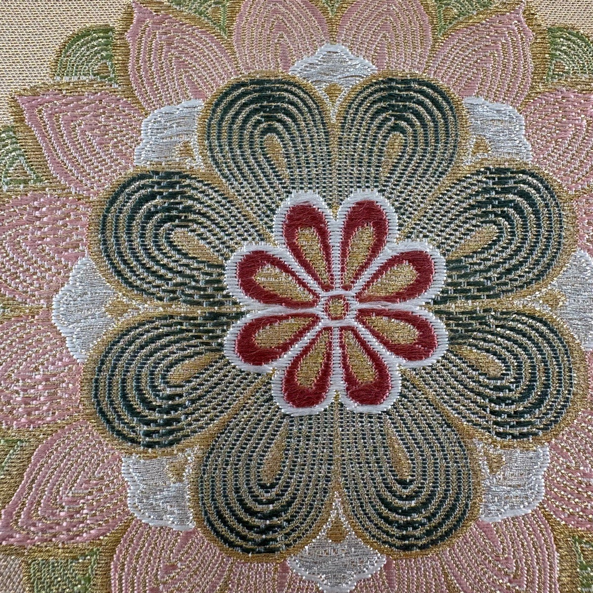 美品】 袋帯 秀品 華文 桐 金銀糸 刺繍 灰色 お太鼓柄 正絹｜中古