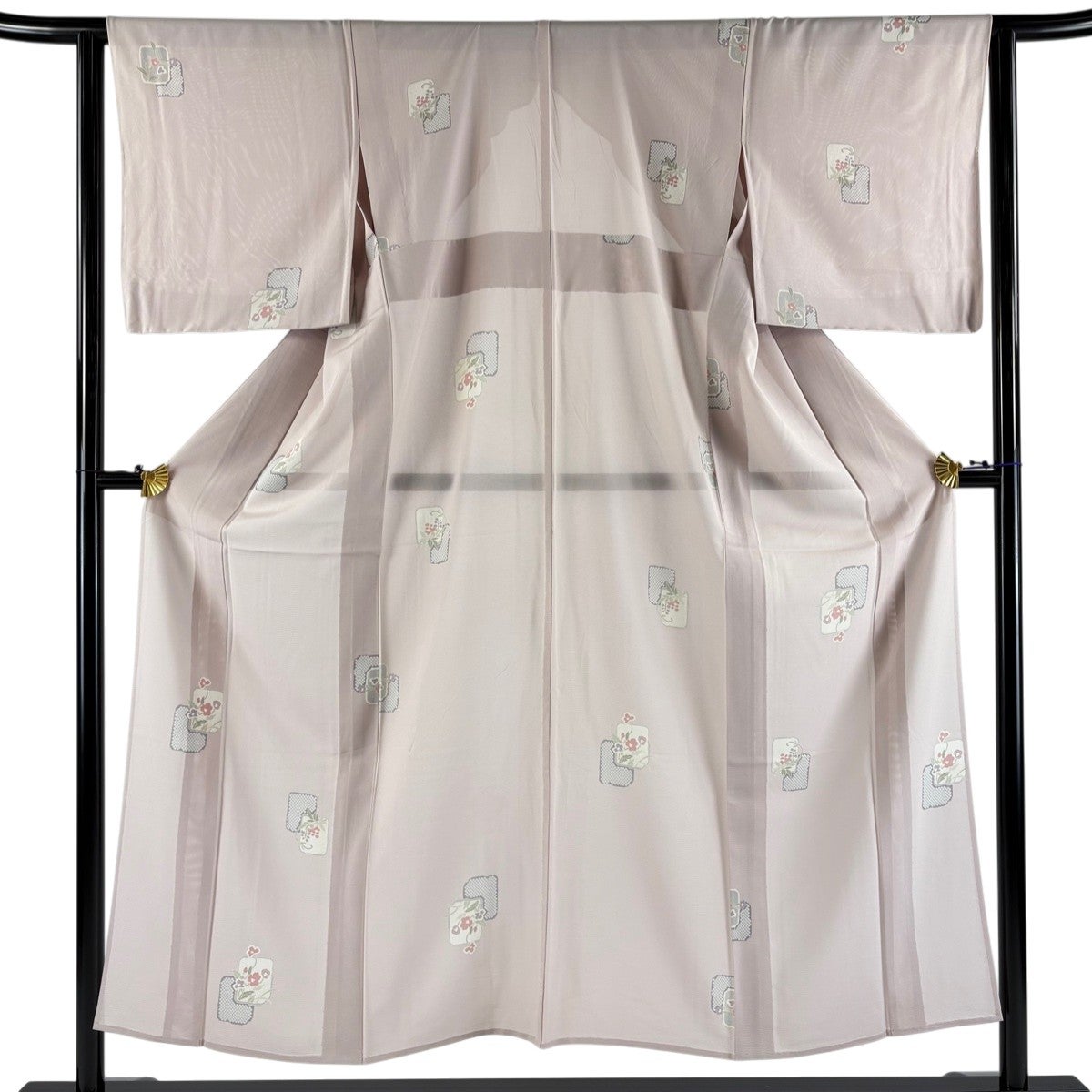 美品】 小紋 身丈155.5cm 裄丈62.5cm S 単衣 菊 流水 クリーム 正絹 秀