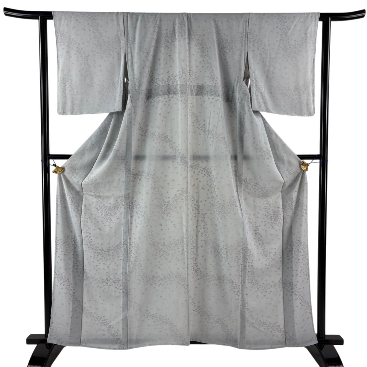 付下げ 身丈157cm 裄丈62.5cm 正絹 名品 【中古】 付下げ 身丈157cm 裄丈62.5cm S 紗袷 草花 ぼかし 紫 正絹 名品｜中古