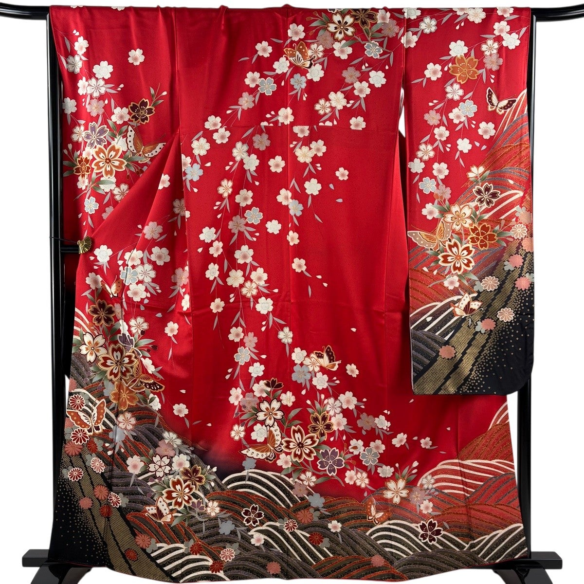 振袖 身丈162cm 裄丈68cm L 袷 桜 蝶 金糸 金彩 赤 正絹 名品｜中古