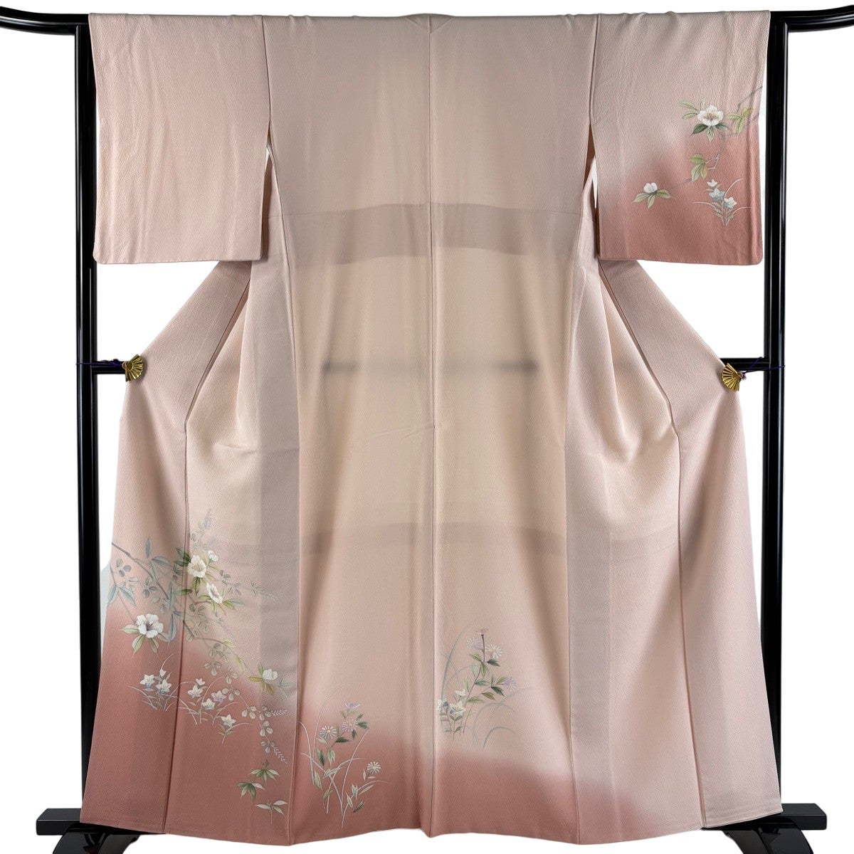 付下げ 身丈159cm 裄丈63.5cm S 袷 枝花 染め分け ぼかし 薄ピンク