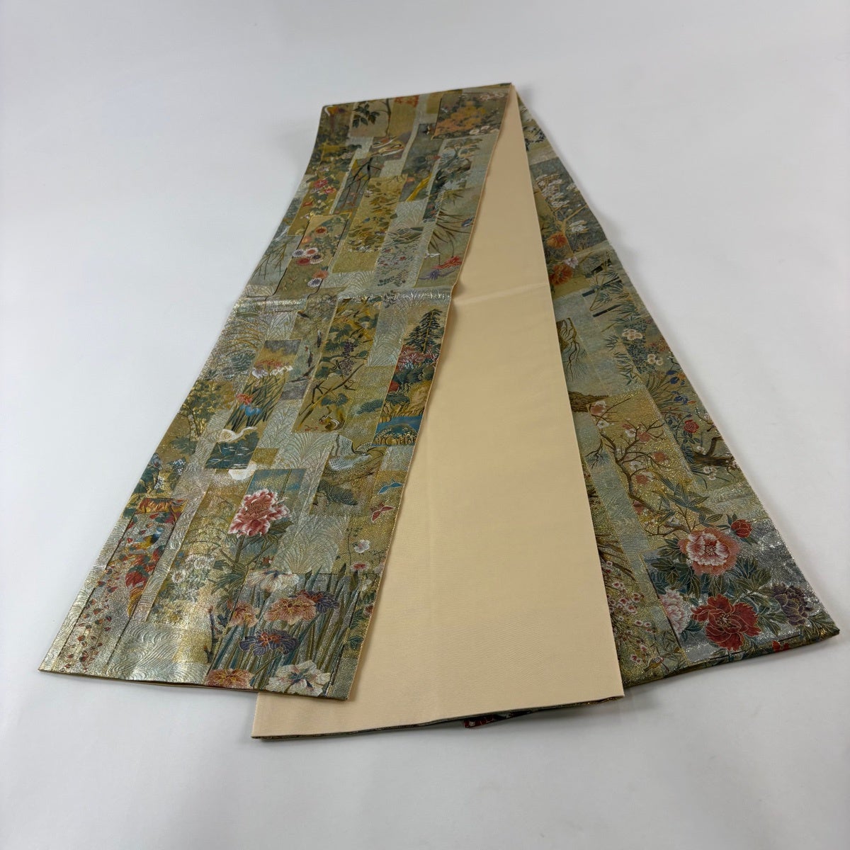 美品】 袋帯 名品 近代花鳥画 箔 金糸 金色 お太鼓柄 正絹｜中古・古着