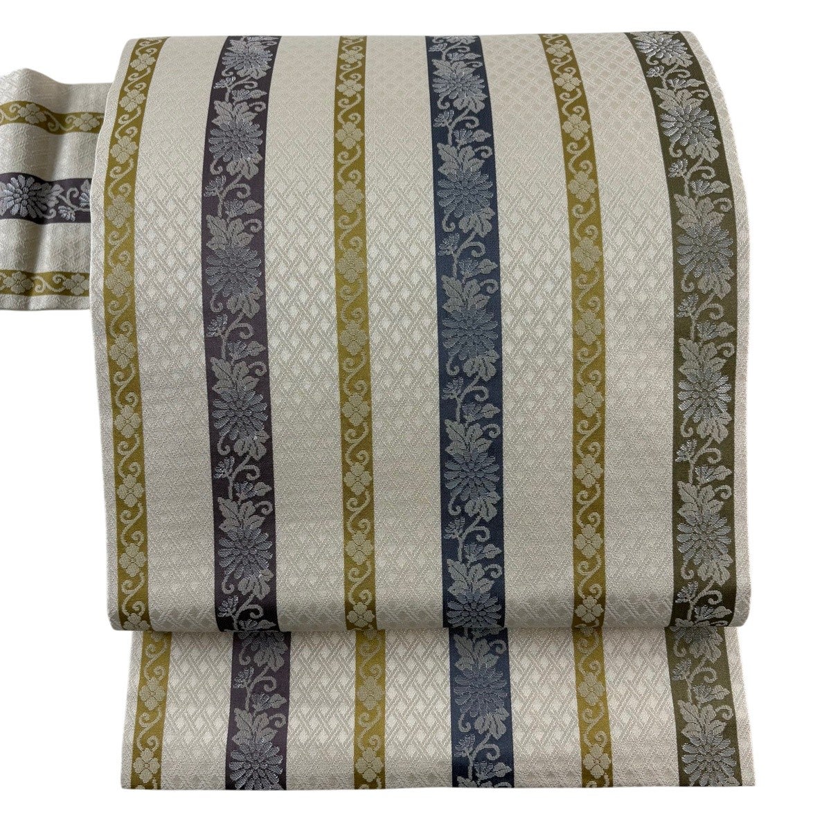 美品】 名古屋帯 名品 花唐草 地紋 ベージュ 正絹｜中古・古着