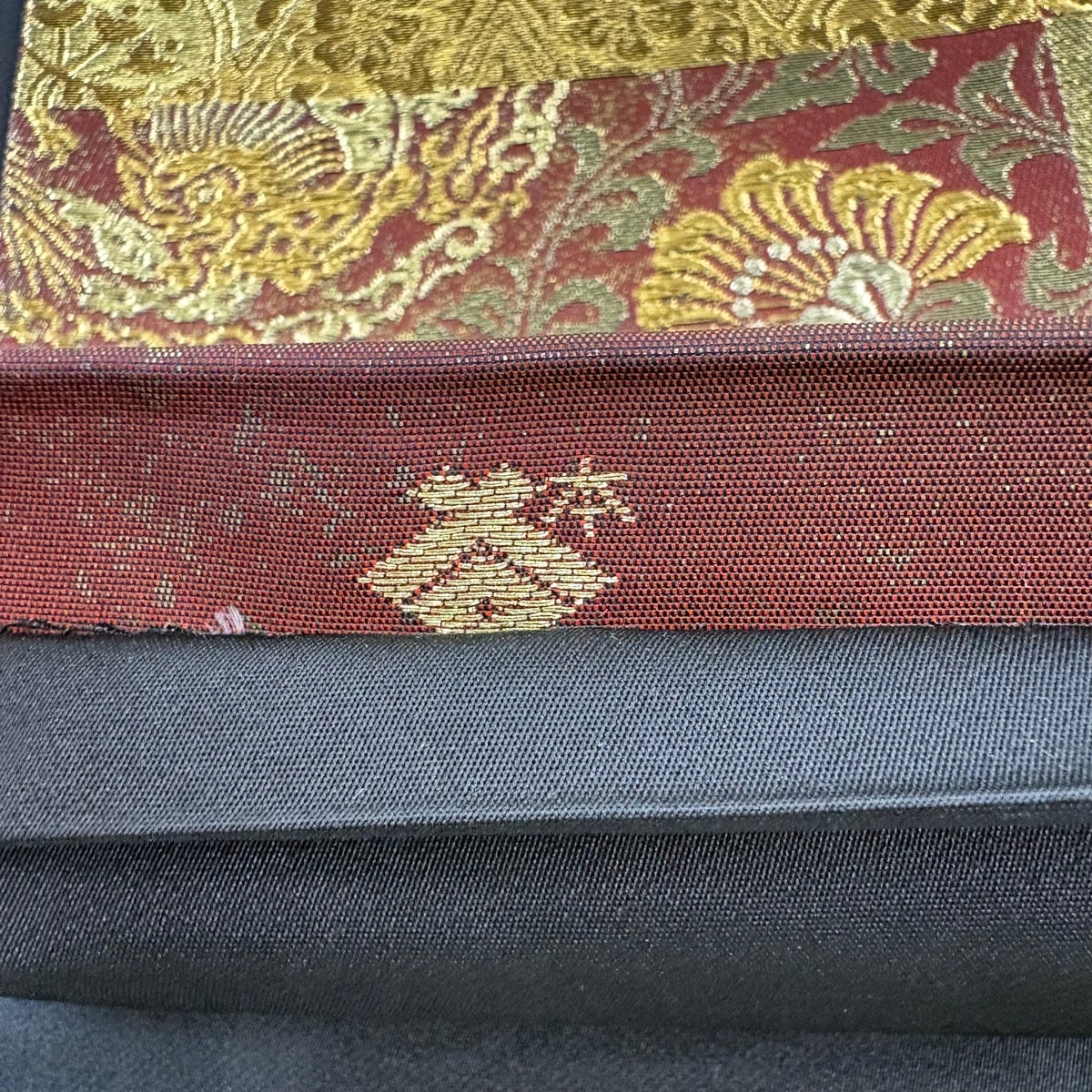 美品】 袋帯 名品 落款あり 本家加納 鳥丸文 花唐草 金糸 箔 金色 六通