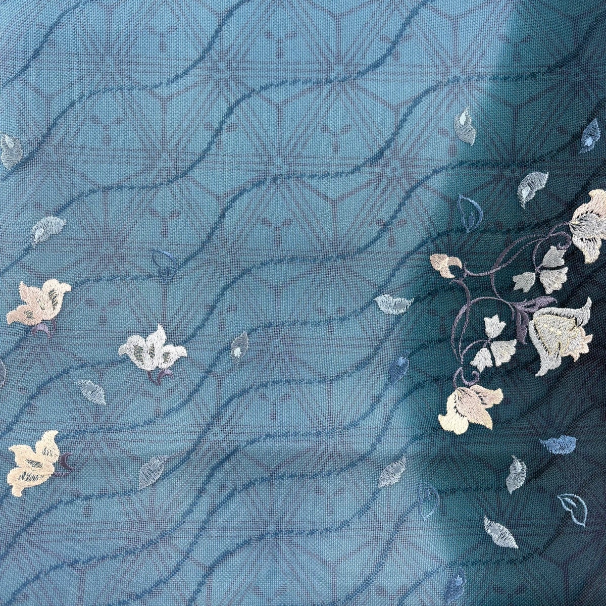 美品】 袋帯 名品 やまと 花唐草 金銀糸 刺繍 青紫 お太鼓柄 正絹