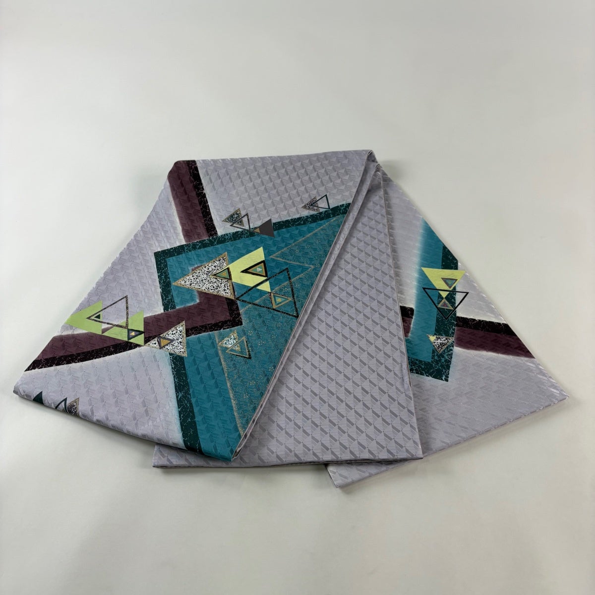 美品】 袋帯 名品 華唐草 幾何学模様 金彩 箔 薄紫 お太鼓柄 正絹