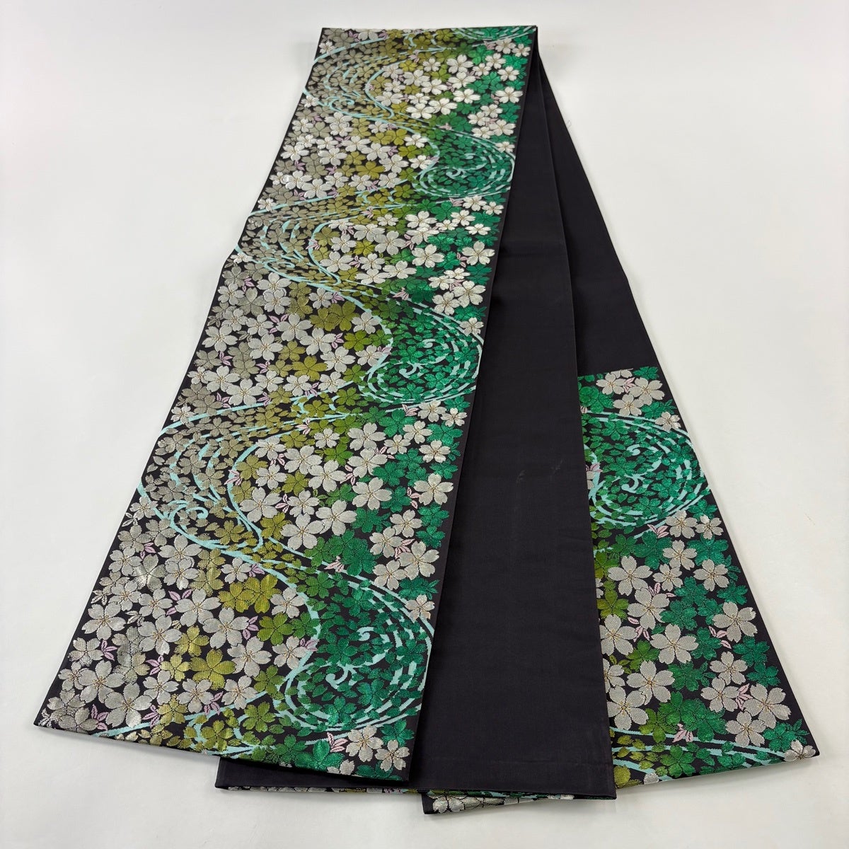 袋帯 秀品 桜 流水 銀糸 箔 墨色 六通 正絹｜中古・古着・リサイクル