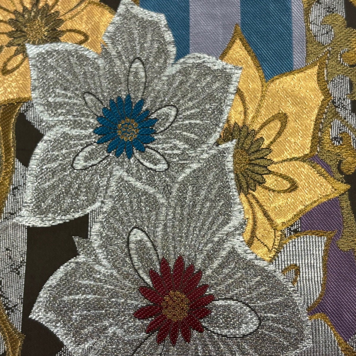 袋帯 秀品 草花 唐草 金糸 箔 焦茶色 六通 正絹｜中古・古着