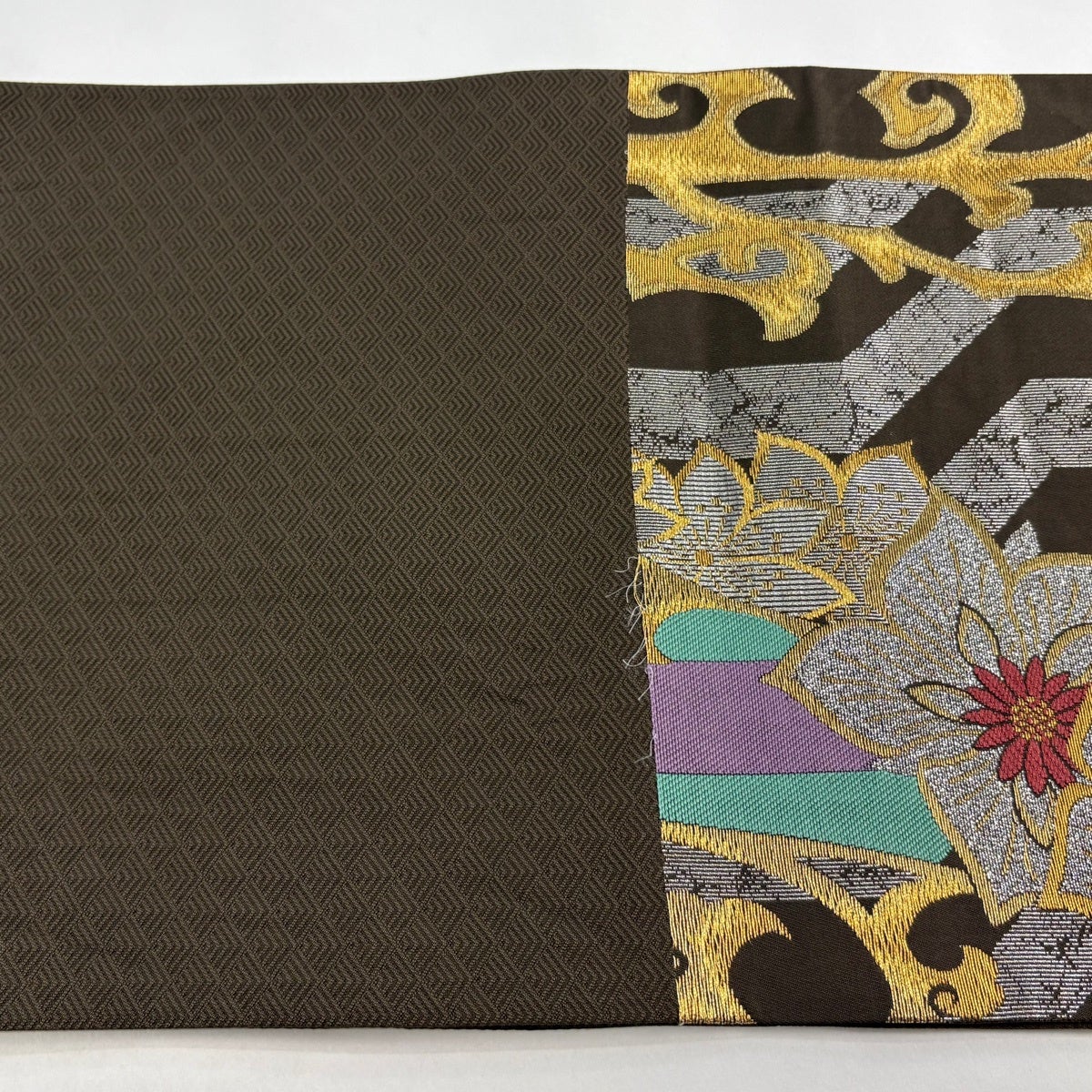 袋帯 秀品 草花 唐草 金糸 箔 焦茶色 六通 正絹｜中古・古着