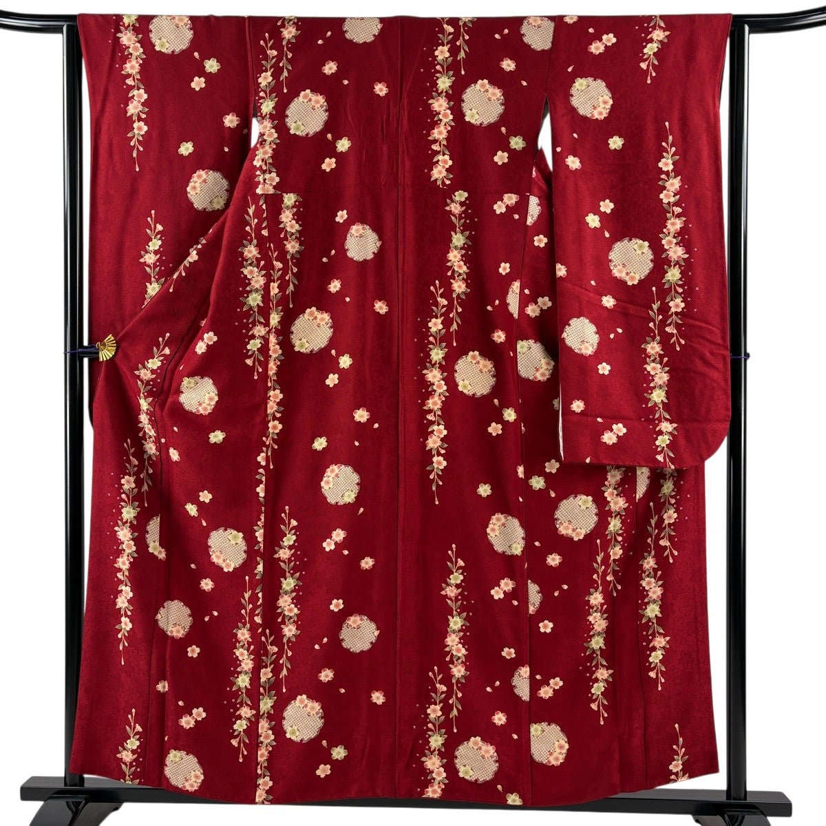 振袖 身丈155.5cm 裄丈64cm M 袷 桜 雪輪 金彩 赤 正絹 秀品｜中古