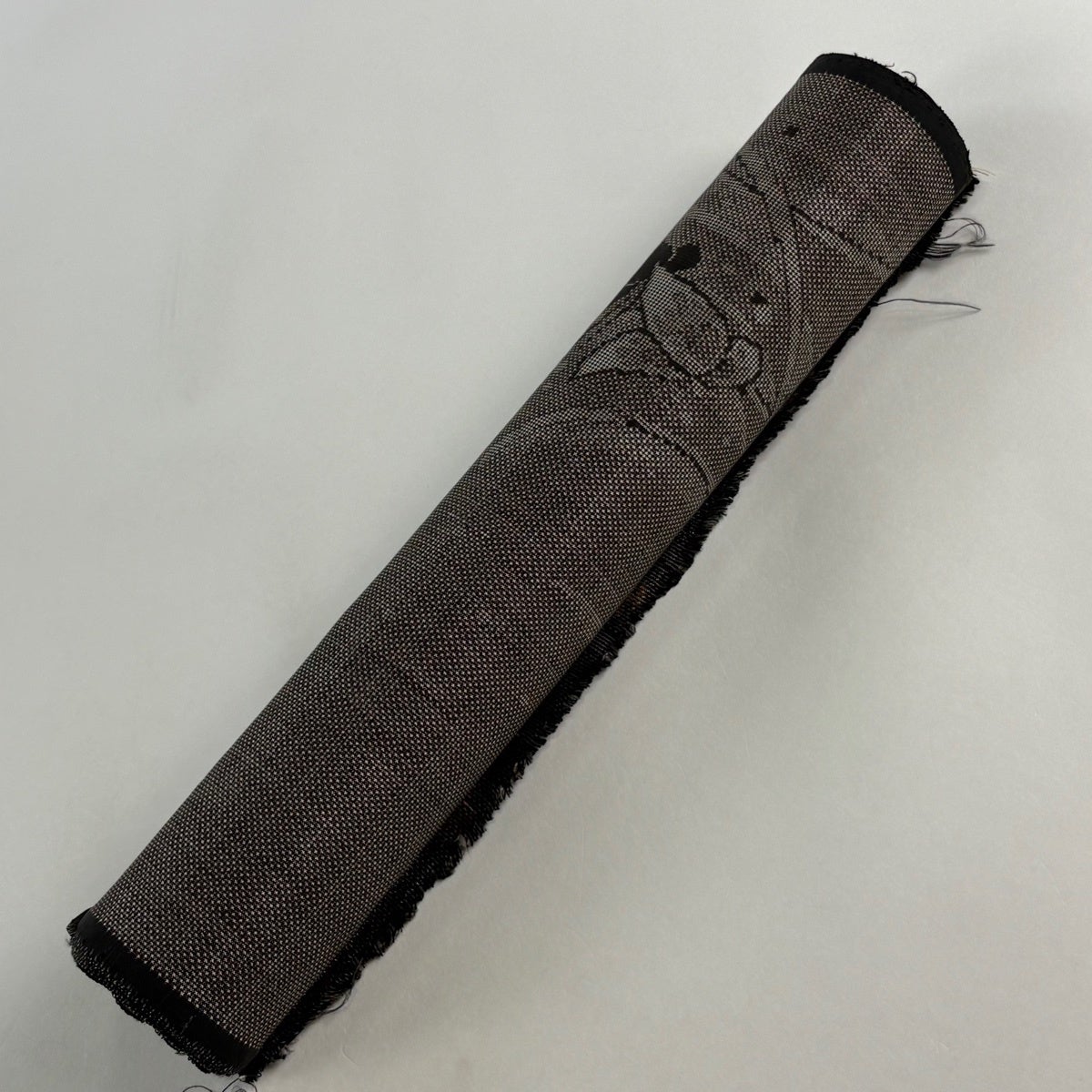 反物 名品 大島紬 証紙 純泥染 草花 焦茶色 正絹｜中古・古着