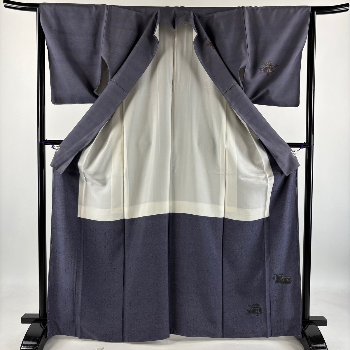 美品】 訪問着 身丈166.5cm 裄丈64cm M 袷 紬地 落款あり 草花 霞