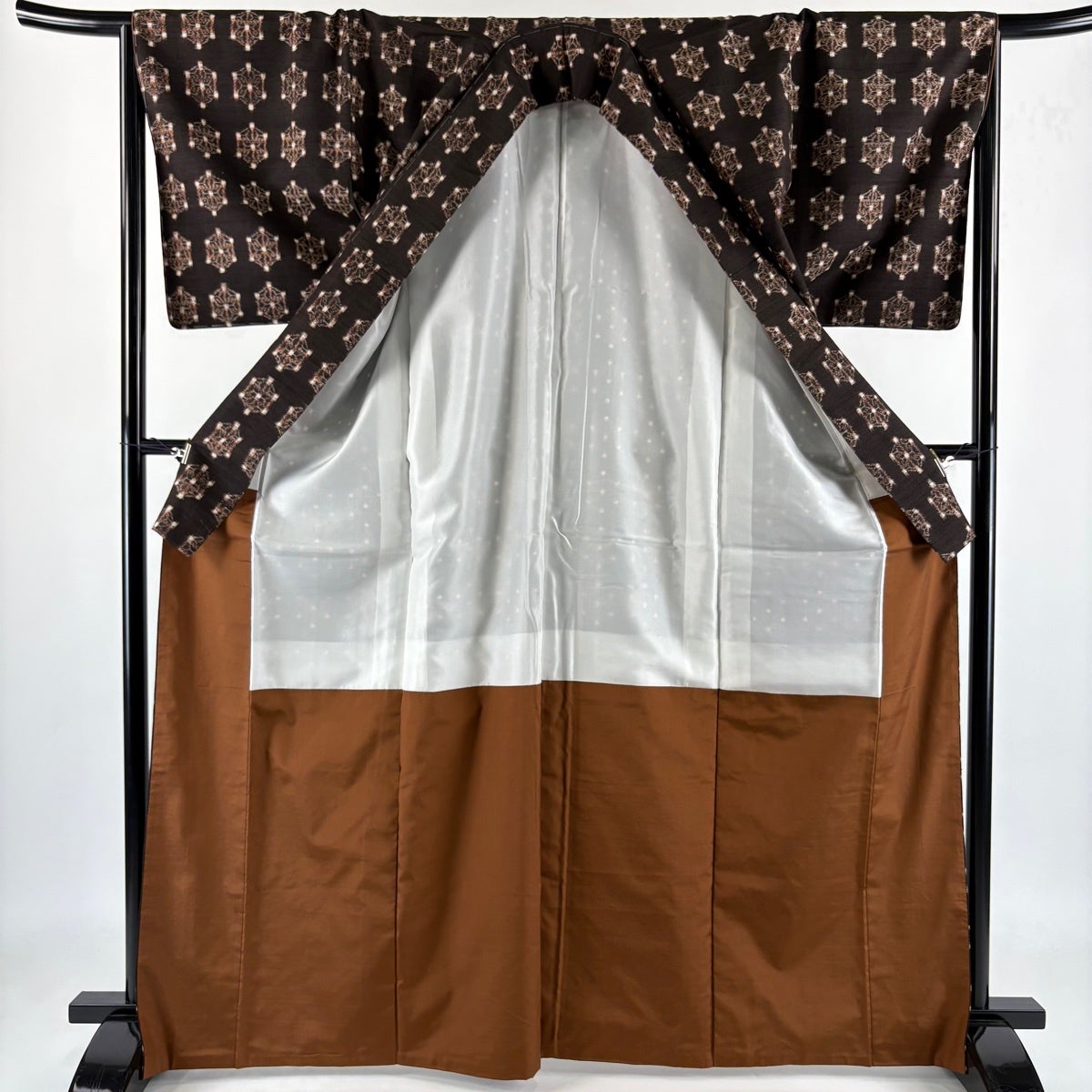 美品】 紬 身丈168.5cm 裄丈66.5cm M 袷 袋帯セット 亀甲 麻の葉 茶色