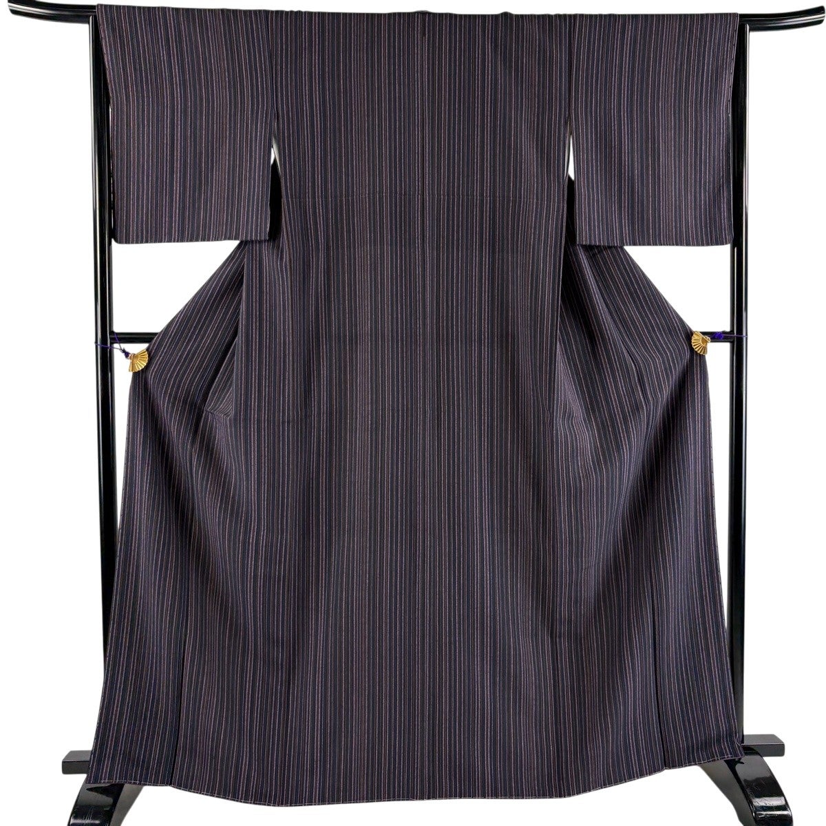 美品】 小紋 身丈153cm 裄丈63cm S 袷 菱 紺色 正絹 名品 一つ紋｜中古