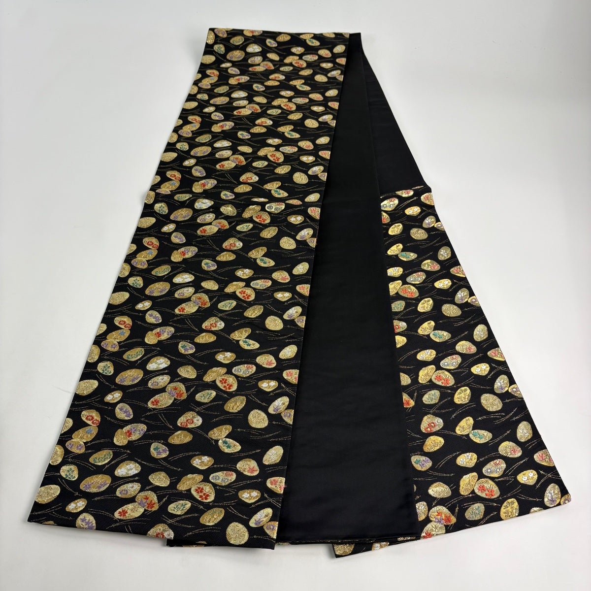 美品】 袋帯 秀品 貝合わせ 松葉 金糸 箔 黒 六通 正絹｜中古・古着