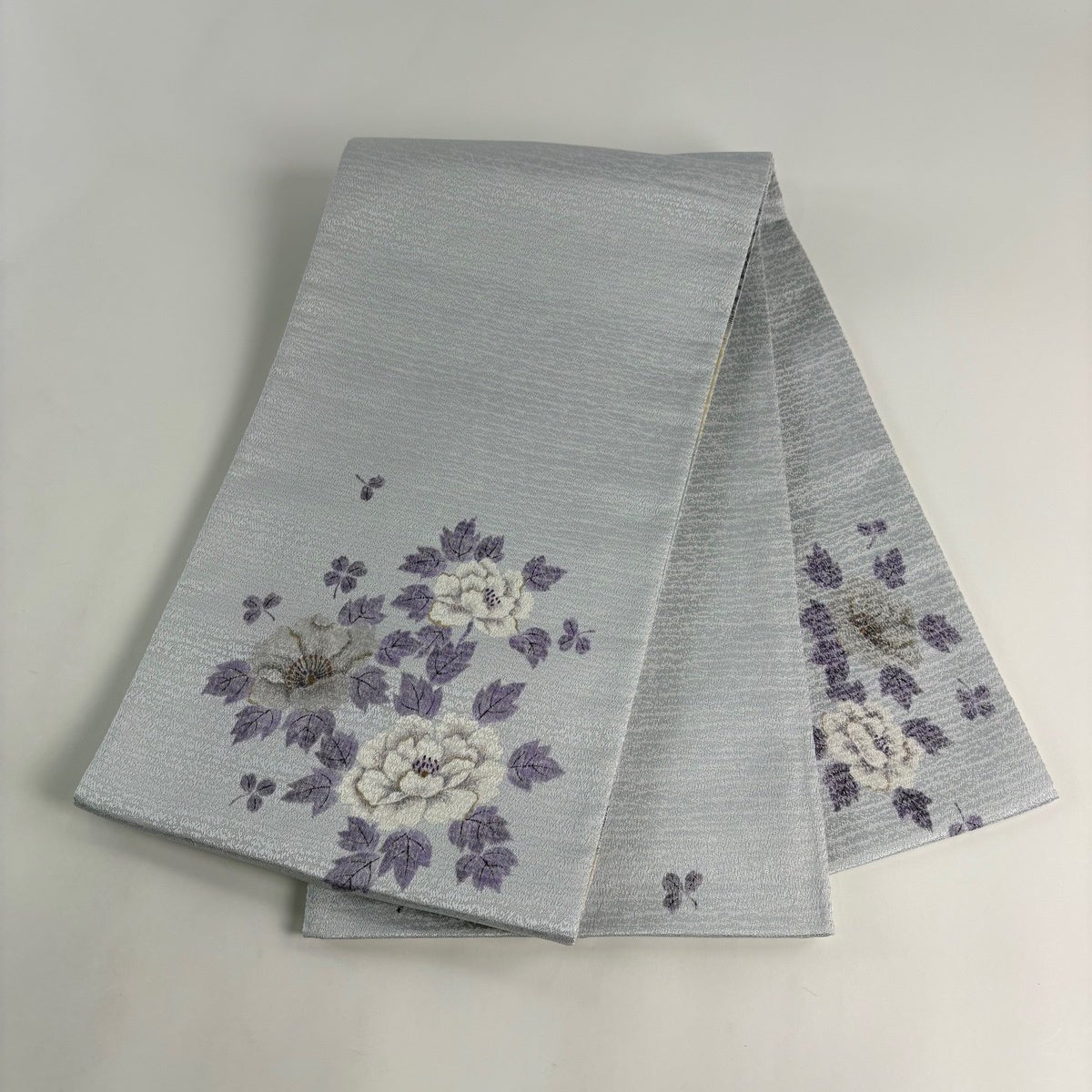 美品】 袋帯 秀品 牡丹 銀通し 金彩 水色 お太鼓柄 正絹｜中古・古着