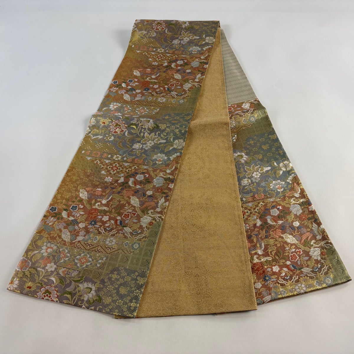美品】 袋帯 秀品 花鳥 華文 刺繍 箔 赤茶 六通 正絹｜中古・古着