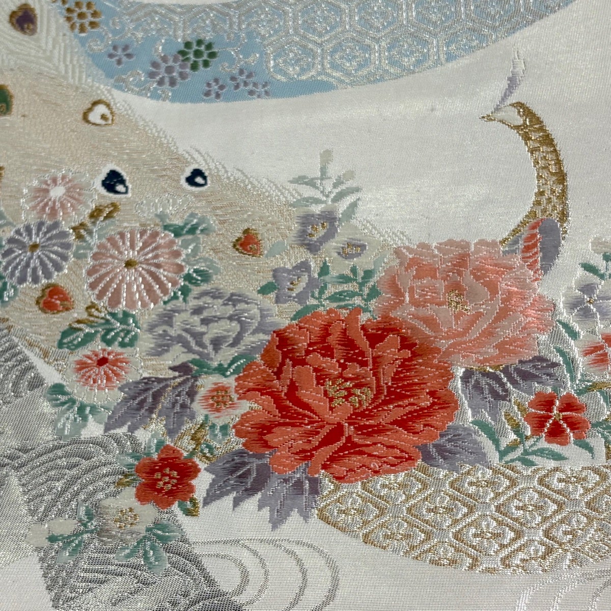 名古屋帯 優品 孔雀 牡丹 箔 金糸 灰白 正絹｜中古・古着・リサイクル