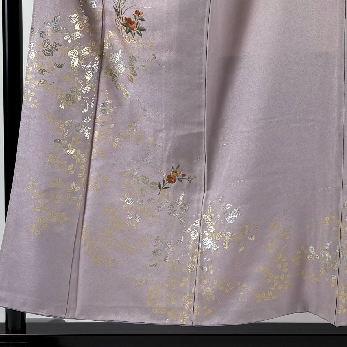 付下げ 身丈156cm 裄丈64cm M 袷 葡萄 花籠 金銀彩 金糸 薄紫 正絹 秀