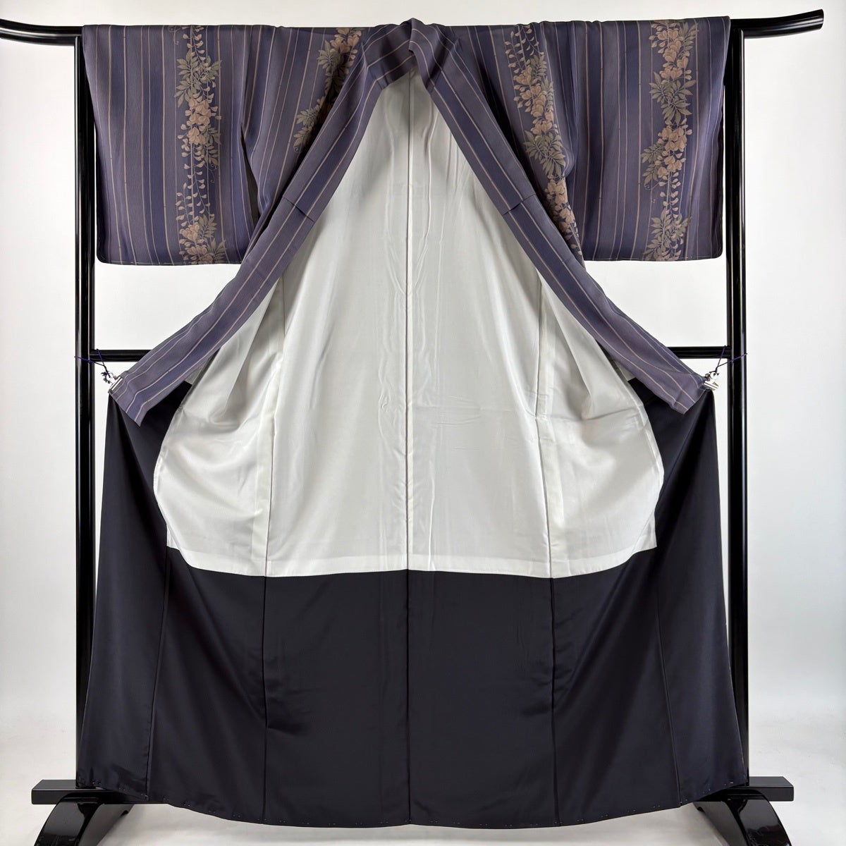 美品】 小紋 身丈163.5cm 裄丈65.5cm M 袷 縦縞 藤 灰紫 化繊 秀品